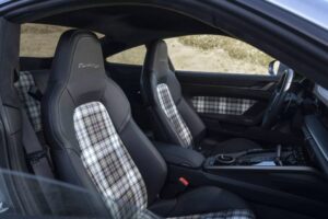 Porsche-911-Turbo-50-Years-Is-A-Retro-Flavored-Ann (7)