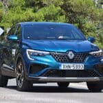 Renault-Arkana-FL-strofi