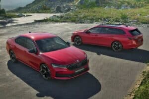 Skoda_Superb_Sportline-1-2048×1152