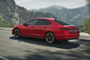 Skoda_Superb_Sportline-8-2048×1152