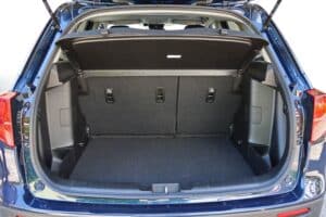 Suzuki-Vitara-1.4-FL-2024-(17)