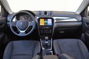 Suzuki-Vitara-1.4-FL-2024-(18)