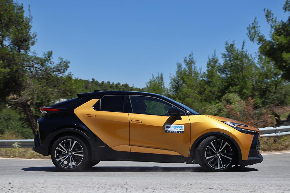 https://autogreeknews.gr/wp-content/uploads/2024/08/Toyota-C-HR-2.0-Hybrid-i-AWD-8.jpg