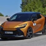 Toyota-C-HR-2.0-Hybrid-i-AWD-(9)