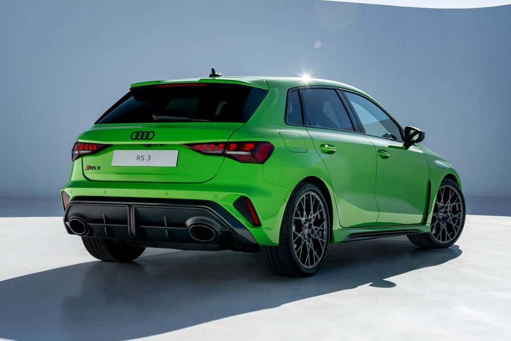 https://autogreeknews.gr/wp-content/uploads/2024/08/audi-rs-3-sportback-2024-2.jpg