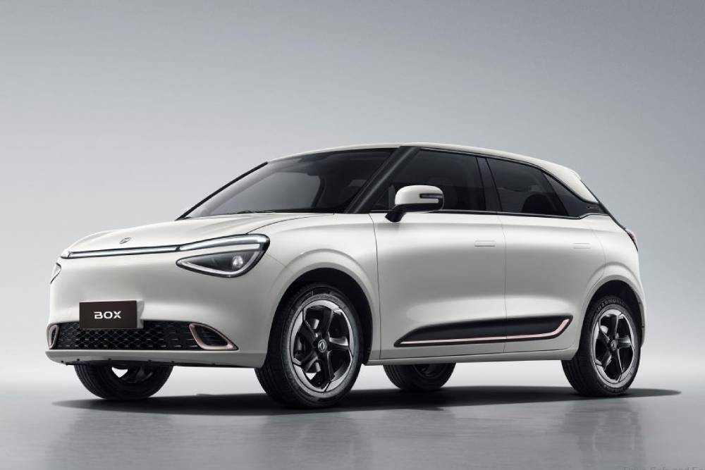 https://autogreeknews.gr/wp-content/uploads/2024/08/dongfeng-nammi-box-02.jpg