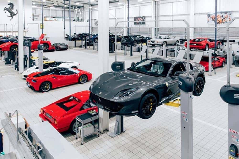 https://autogreeknews.gr/wp-content/uploads/2024/08/ferrari-service-02.jpg
