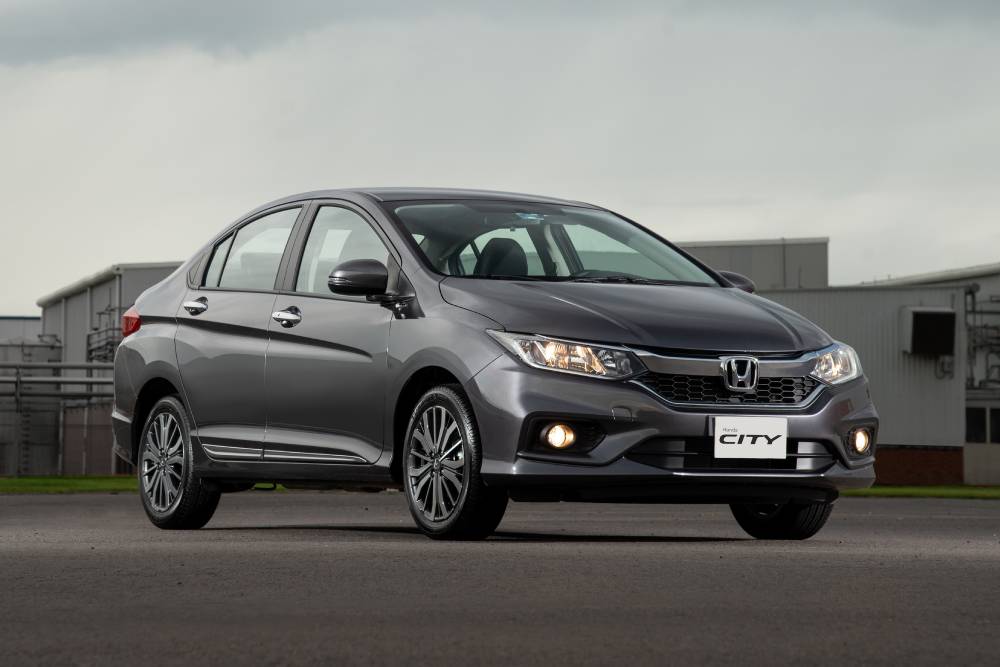 https://autogreeknews.gr/wp-content/uploads/2024/08/honda_city_iron_edition.jpg