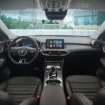 hs23_elegance_exclusive_interior2_1350x996_background (1)