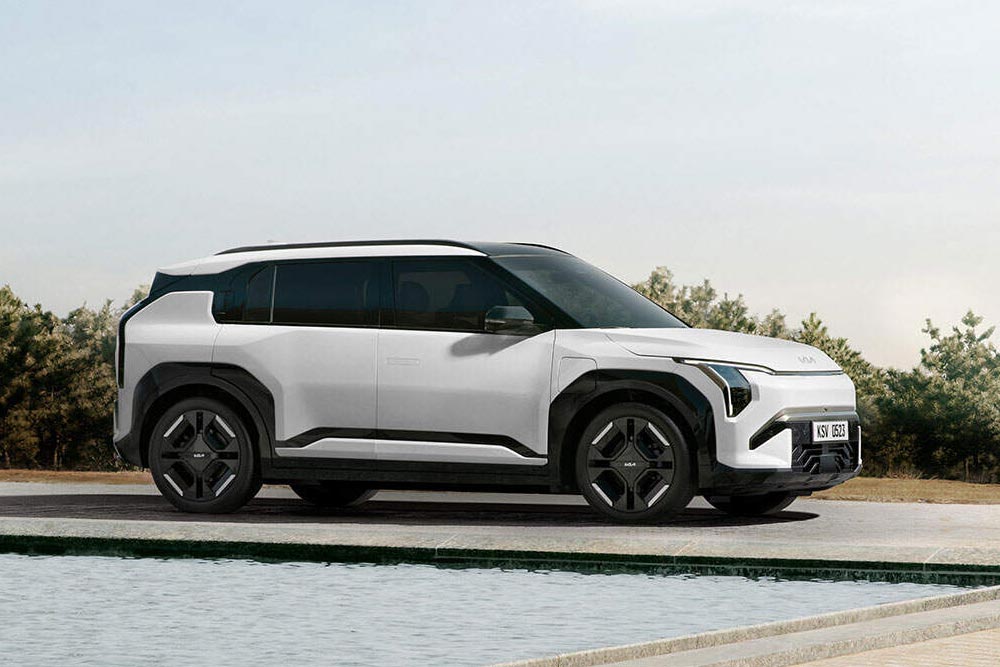 https://autogreeknews.gr/wp-content/uploads/2024/08/kia-ev3-gtl-premiere-highlight-01.jpg