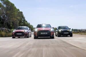 new-mini-john-cooper-works-coming-fall-2024-two-fl (3)