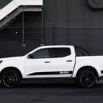 nissan-navara-discloses-its-dark-side-with-the-bla (4)