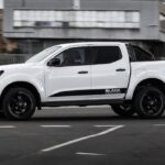 nissan-navara-discloses-its-dark-side-with-the-bla (6)