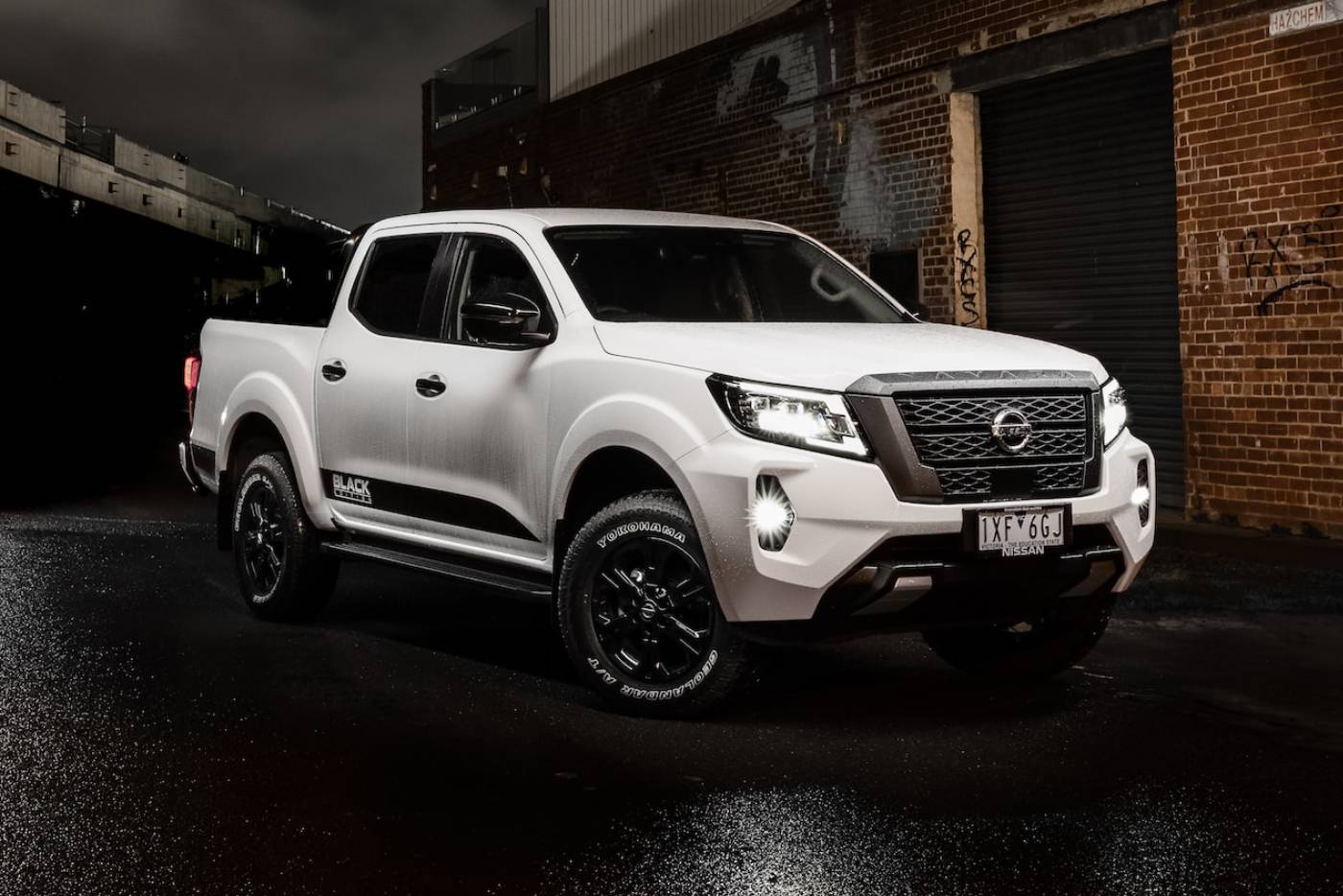 Νέο Nissan Navara Black Edition για σπορ αγρότες