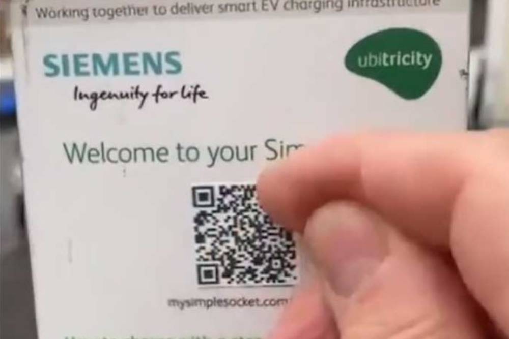 https://autogreeknews.gr/wp-content/uploads/2024/08/qr-code-scam.jpg