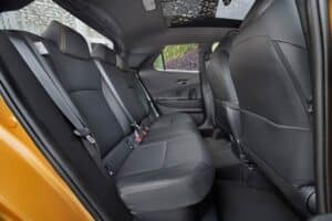 toyota-c-hr-2023 (5)