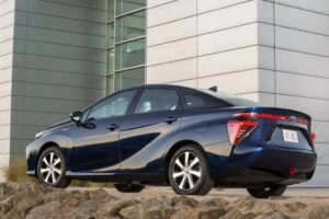 toyota mirai bomb 04