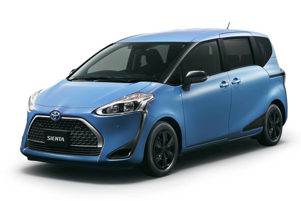 https://autogreeknews.gr/wp-content/uploads/2024/08/toyota_sienta_g_safety_edition_ii.jpg