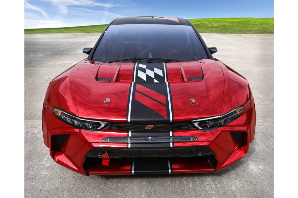 https://autogreeknews.gr/wp-content/uploads/2024/09/1070-hp-dodge-hornet-electric-race-car-unveiled-be-2.jpg