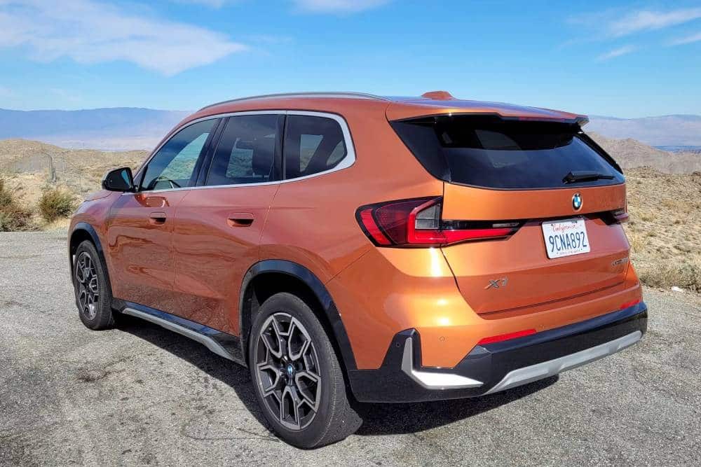 https://autogreeknews.gr/wp-content/uploads/2024/09/2023-BMW-X1-120.jpg