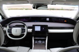 2024-lincoln-nautilus-hybrid-black-label-73