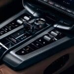 2025-Aston-Martin-Vanquish-902-25