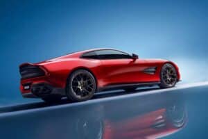 2025-Aston-Martin-Vanquish-902-5