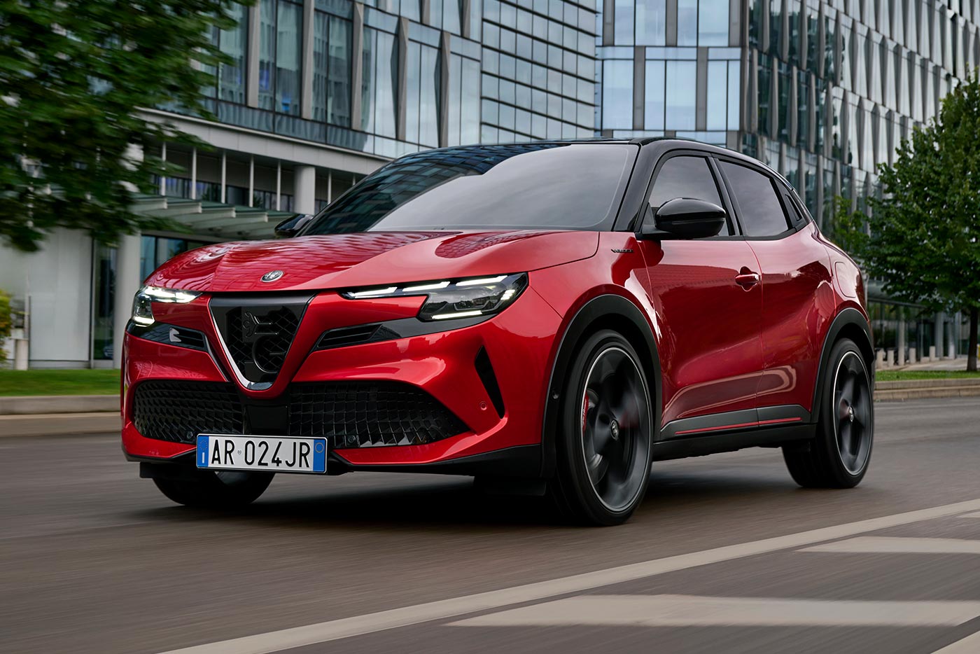 Alfa Romeo Junior και Tonale με γερές εκπτώσεις