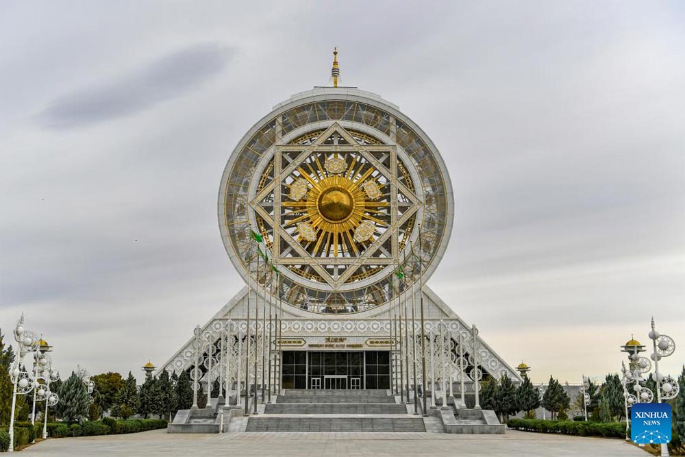 https://autogreeknews.gr/wp-content/uploads/2024/09/Ashgabat-3.jpg