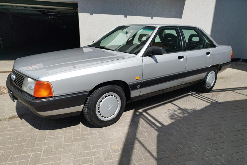 Audi 100 έμεινε στη Λήμνο με 8.900 χιλιόμετρα!