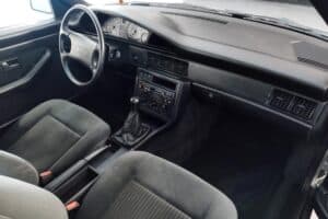 Audi-100-1990-(6)