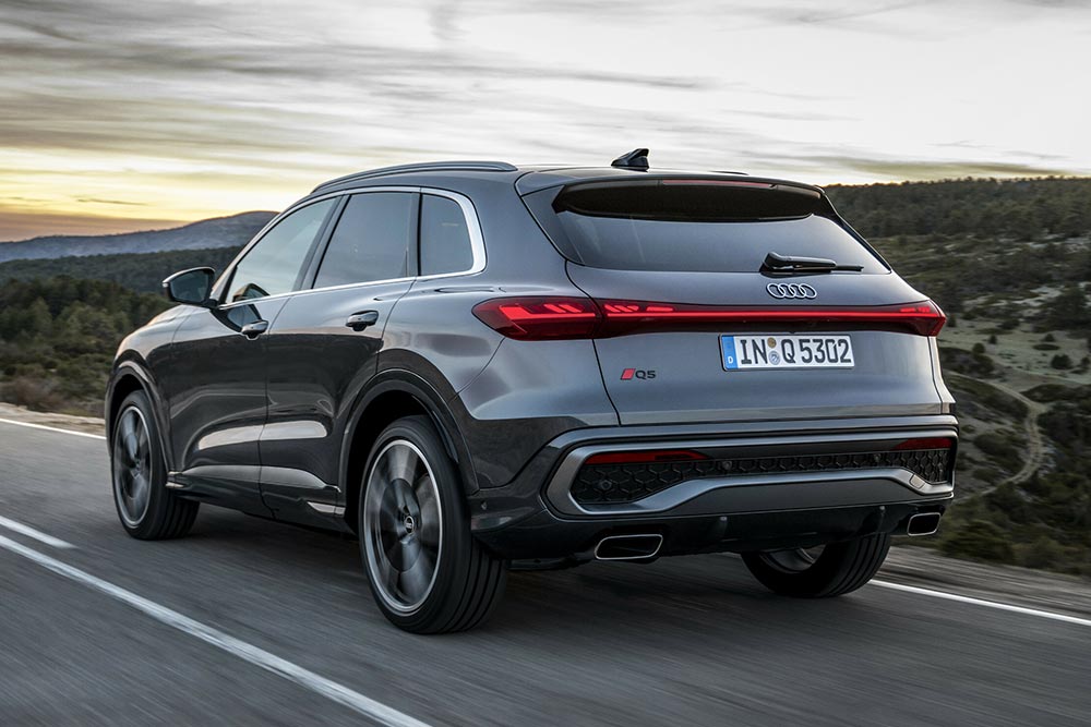 https://autogreeknews.gr/wp-content/uploads/2024/09/Audi-Q5-2024-13.jpg