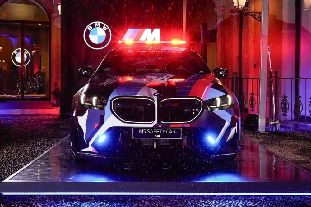 https://autogreeknews.gr/wp-content/uploads/2024/09/BMW-M5-MotoGP-1.jpg