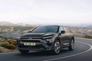 Citroen-C5-X-Auditorium-Edition-Japan-5-2048×999