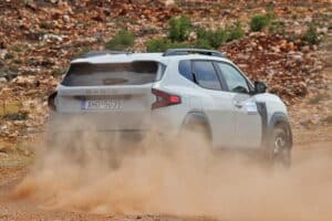 Dacia-Duster-1.2-TCe-130-4×4-(14)