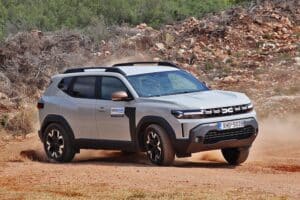 Dacia-Duster-1.2-TCe-130-4×4-(15)