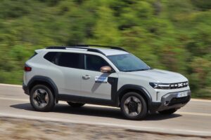 Dacia-Duster-1.2-TCe-130-4×4-(8)