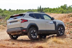Dacia-Duster-1.2-TCe-130-4×4-(9)