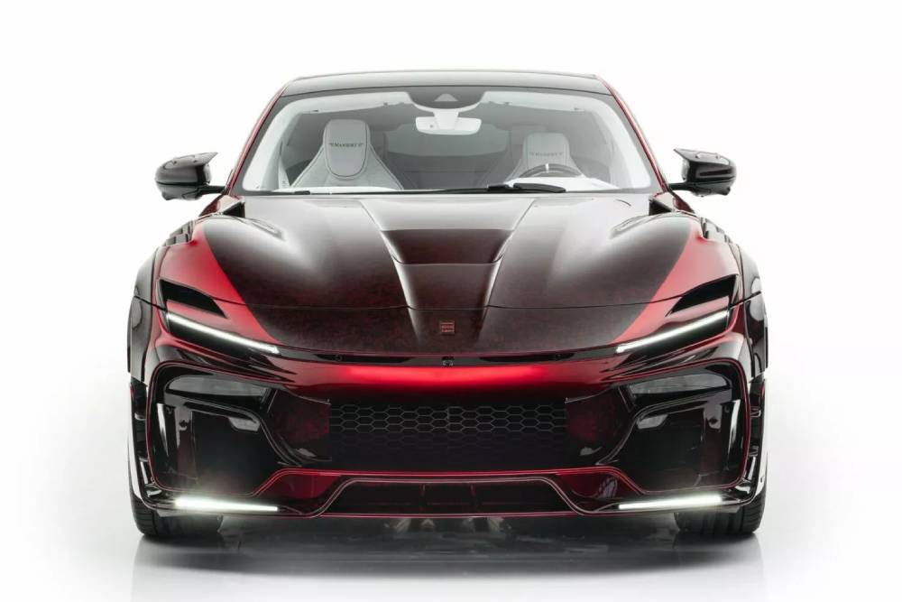 https://autogreeknews.gr/wp-content/uploads/2024/09/Ferrari_Purosangue_2024_Mansory_Pugnator_01.jpg