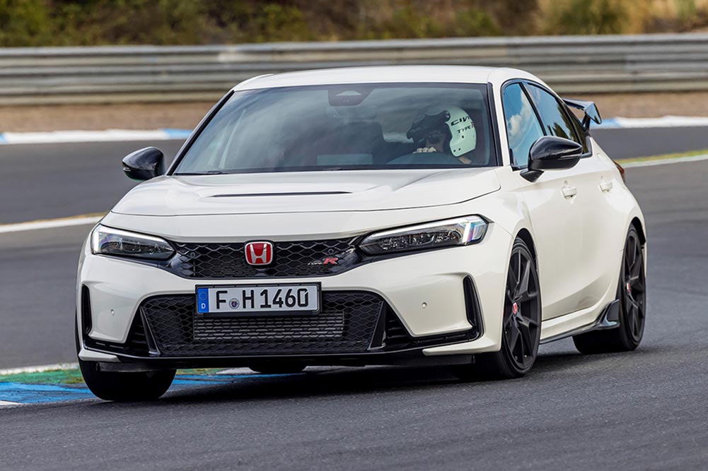 https://autogreeknews.gr/wp-content/uploads/2024/09/Honda-Civic-Type-R-2024.jpg