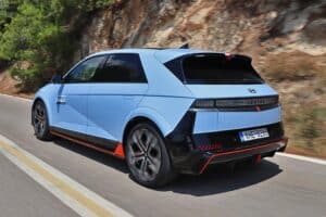 Hyundai-Ioniq-5-N-(8)