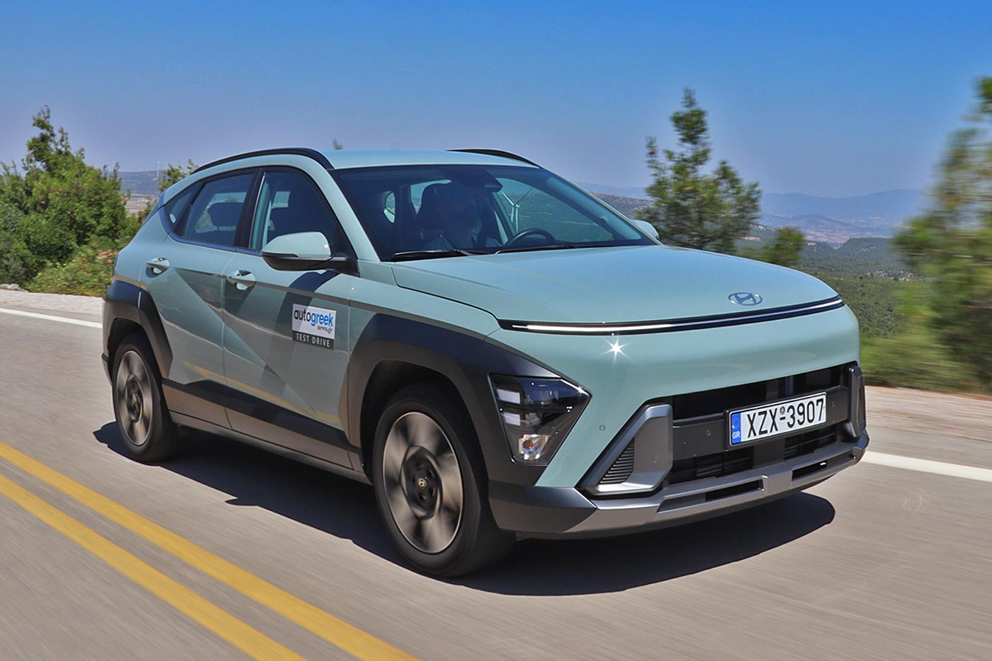 https://autogreeknews.gr/wp-content/uploads/2024/09/Hyundai-Kona-2024-kinisi.jpg