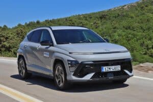 Νέο Hyundai Kona MY25 σε πιο χαμηλές τιμές