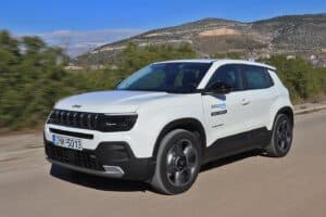 Jeep-Avenger-1.2T-kinisi