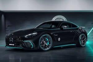 Mercedes-AMG-GT-63-PRO-4MATIC-Motorsport-Collector (1)