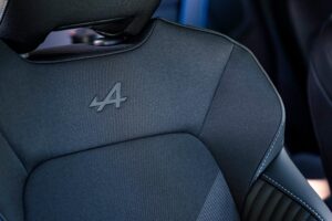 New-Renault-Clio-E-Tech-full-hybrid-Esprit-Alpine-10