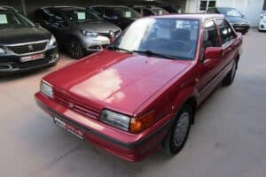 Nissan-Sunny-1988-(1)