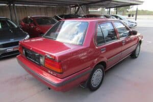 Nissan-Sunny-1988-(11)