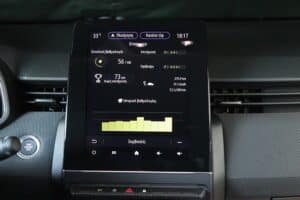 Renault-Clio-E-Tech-2024-(8)