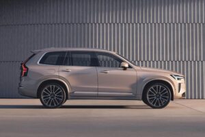 Volvo-XC90-2024-(13)
